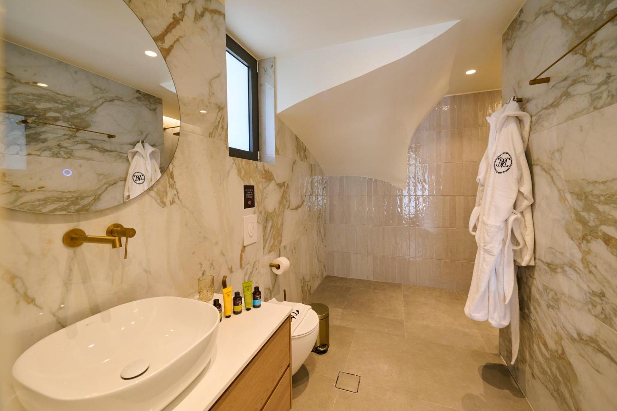 Monarco Executive Rooms Rhodes City Exteriér fotografie